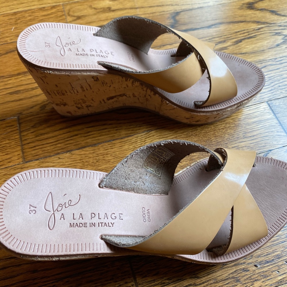 Joie cork wedge